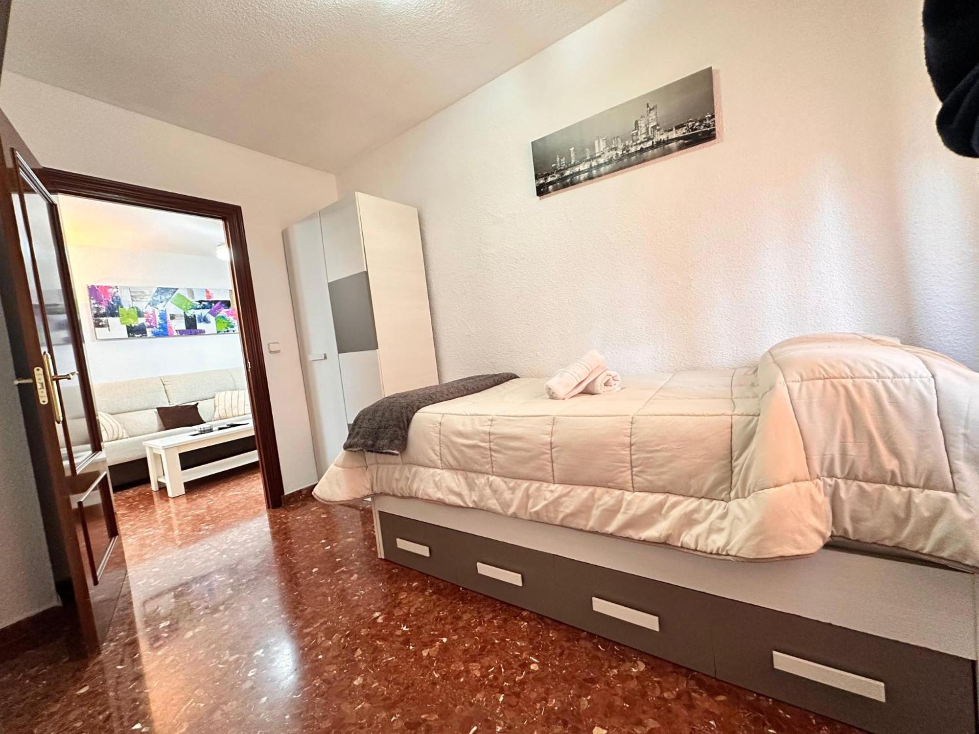 Piso Granada 3 Dormitorios Y Parking Privado Bagian luar foto