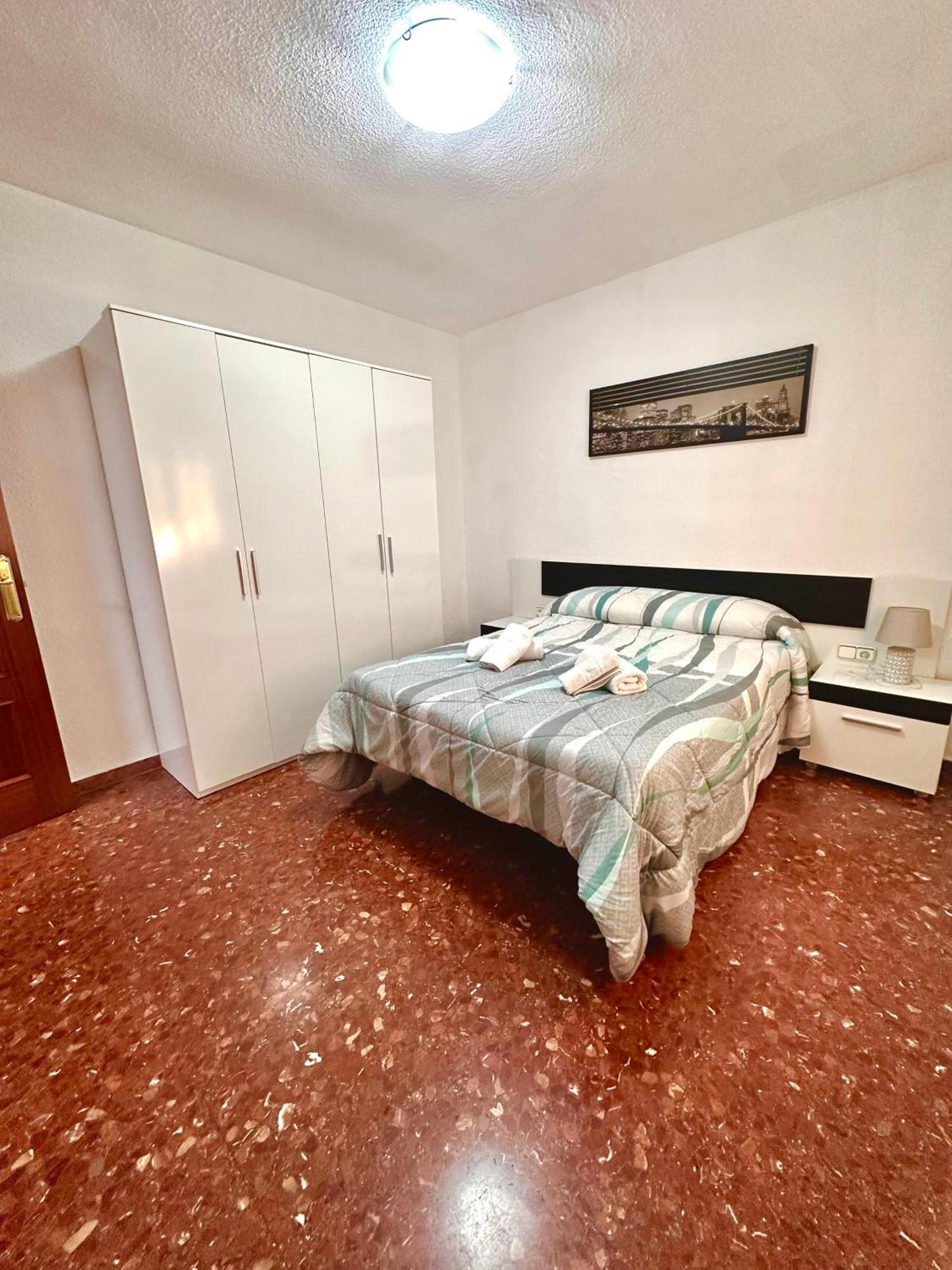 Piso Granada 3 Dormitorios Y Parking Privado Bagian luar foto
